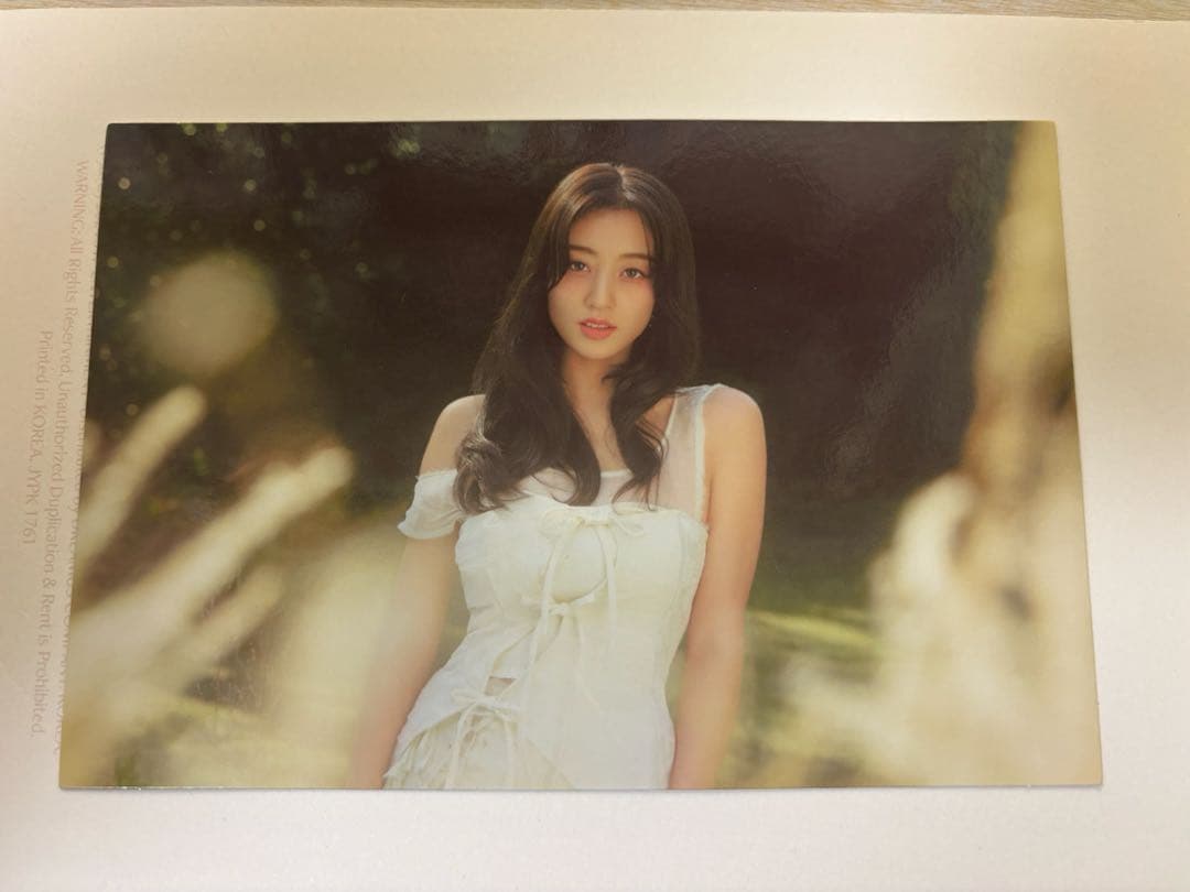 TWICE ジヒョ ポストカード サイン入り - メルカリ