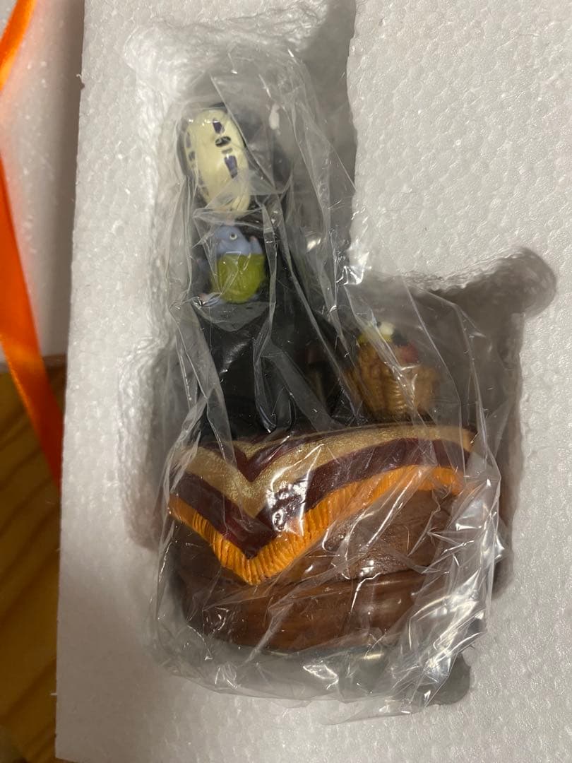 廃盤品】千と千尋の神隠し オルゴール あみものカオナシ - メルカリ