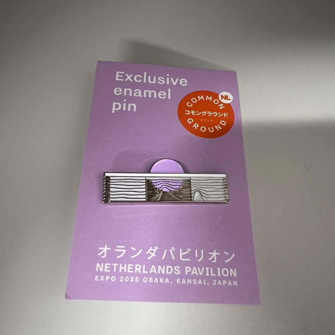大阪万博 オランダパビリオン ピンバッジ - メルカリ