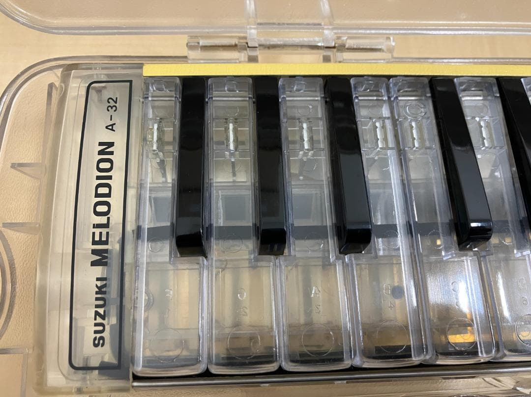 透明鍵盤 メロディオン A-32 鈴木楽器製作所 - メルカリ