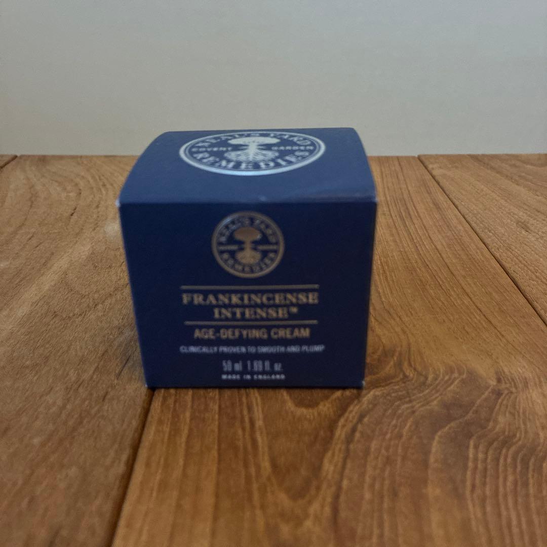 ニールズヤード フランキンセンス インテンス リフトクリーム 50mL蓋へこみ