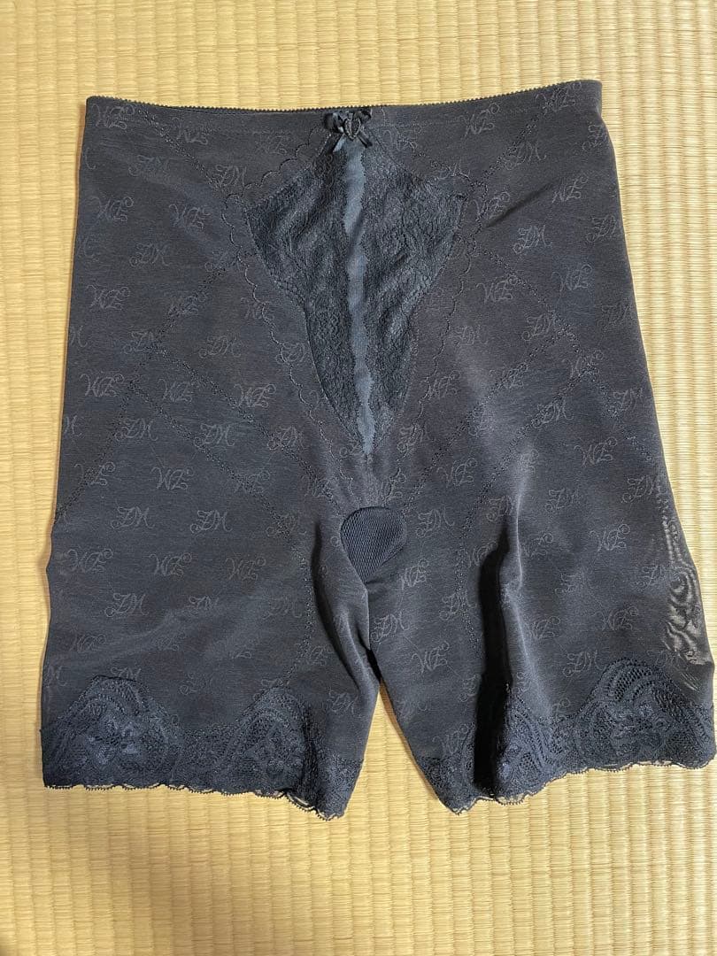 ブラック マミエール　ガードル　洗濯済　補正下着　98 楽天市場】公式マジカルシェリー ガードル ハイウエスト 骨盤スパッツ