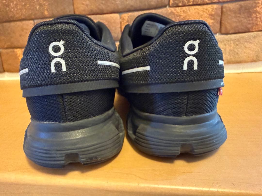 靴 on cloud6 27.5cm