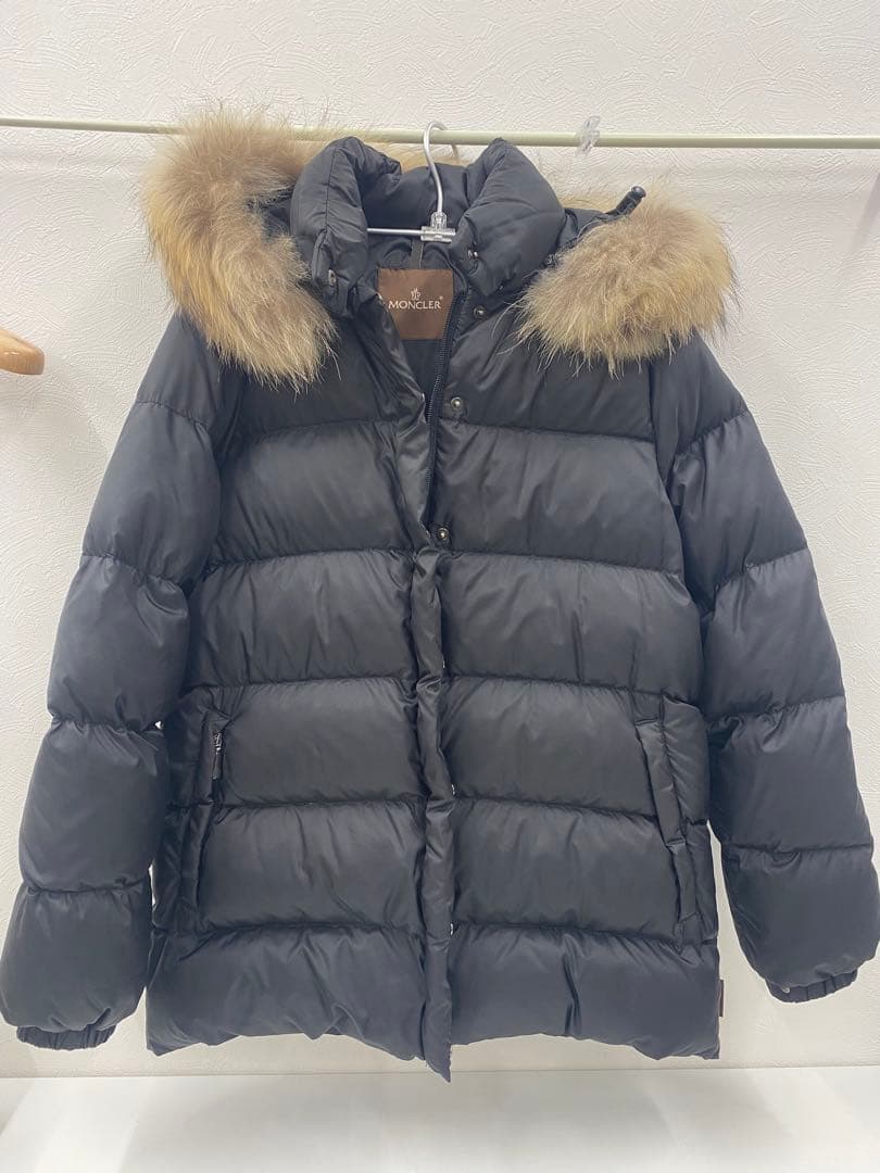 モンクレール　ダウンジャケット