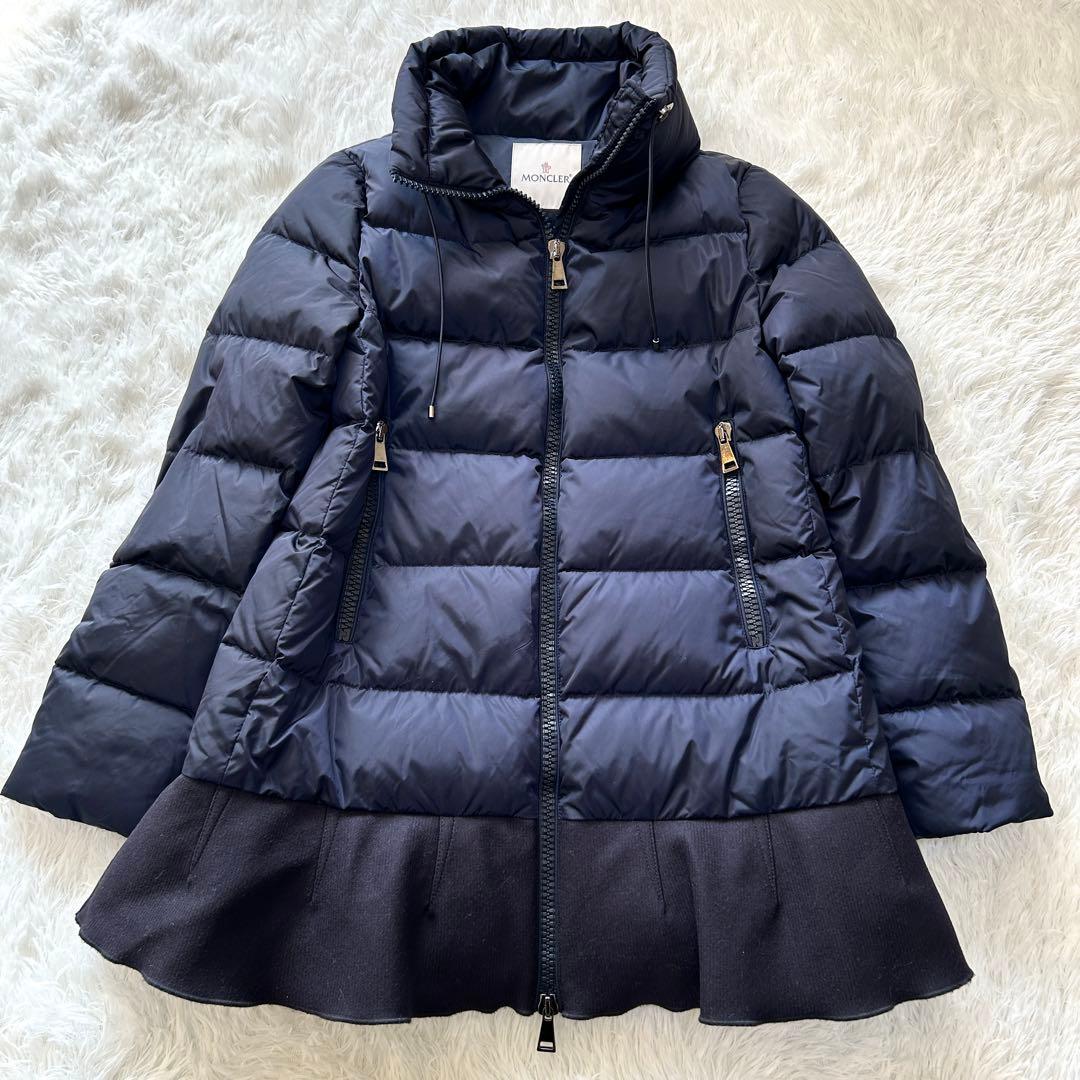希少サイズ】モンクレール ダウンコート VIBURNUM ネイビー 2 - メルカリ