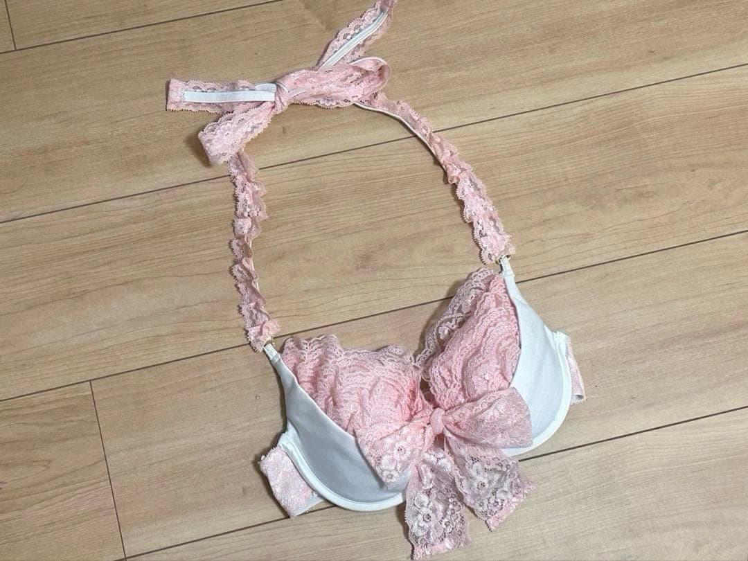 MARS♡大人気激レア♡盛りブラ／見せブラ♡小悪魔♡姫系♡ホワイト×ベビーピンク