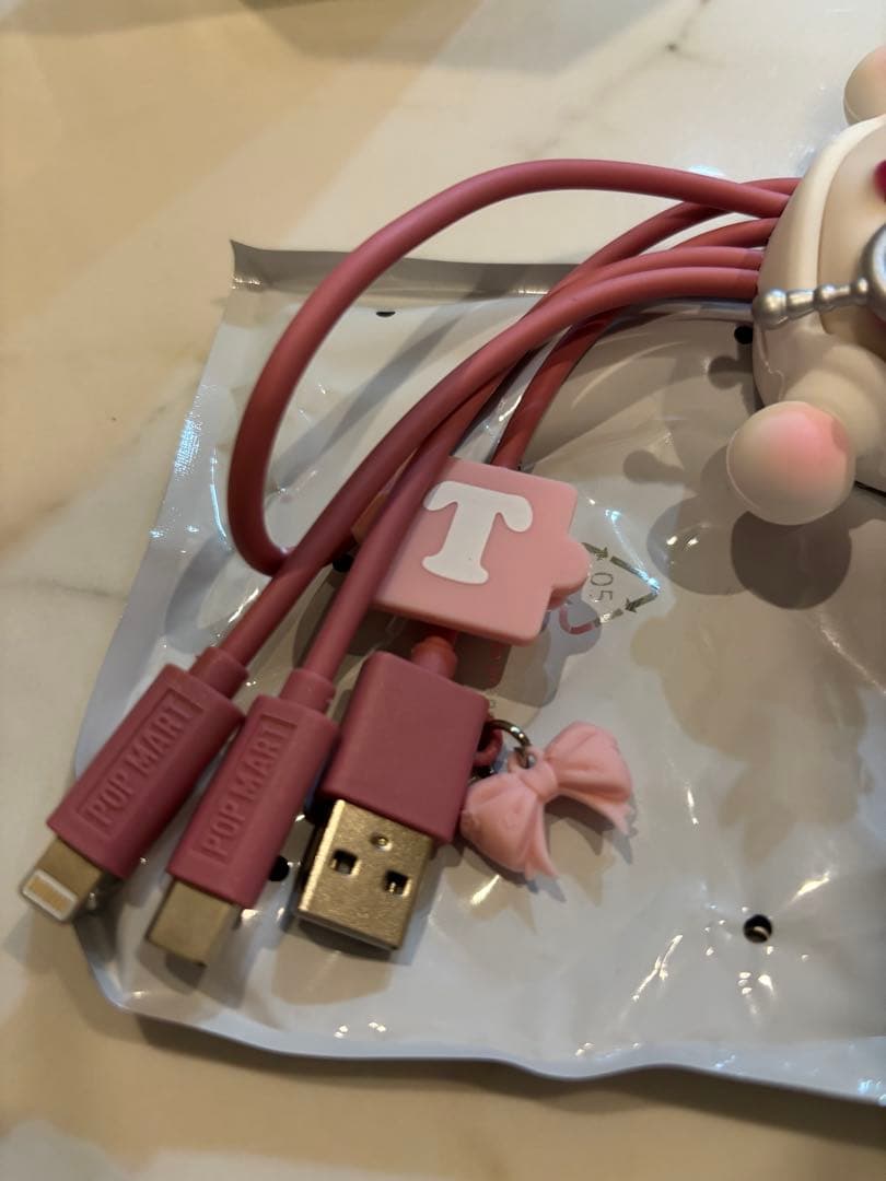 POPMART HAND IN HAND スカルパンダ ケーブル シークレット - メルカリ