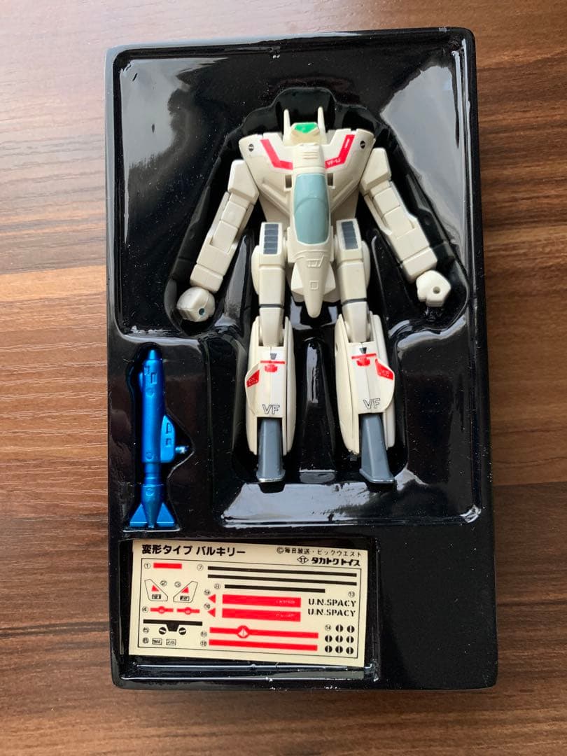 タカトクトイス 変形タイプ マクロス VF-1J バトロイド・バルキリー
