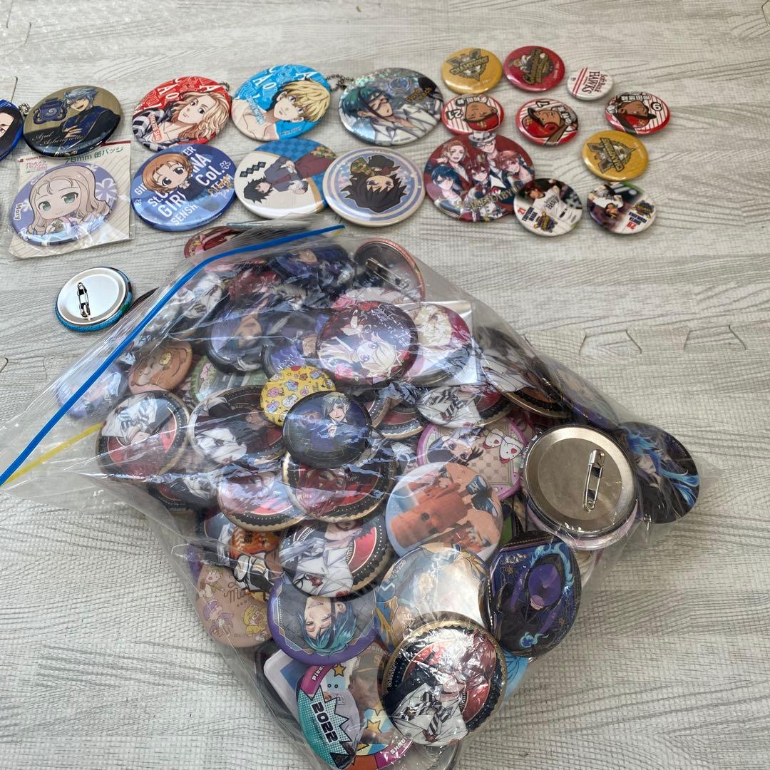 缶バッジ 大量セット 約120枚 ツイステ リドル - メルカリ