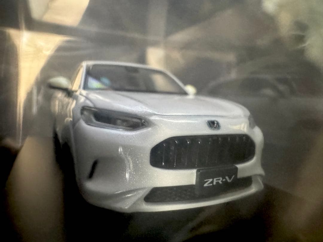 ホンダ ZR-V 新品　ミニカー　e:HEV ホワイトパール1/43 ZRV 楽天市場】ホビージャパン 1/43 ホンダ ZR-V e:HEV プラチナホワイト