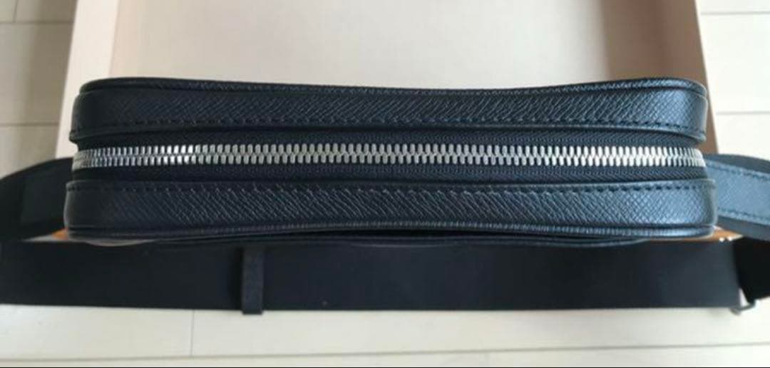 Louis Vuitton PPM Taiga メッセンジャーの通販はau PAY マーケット