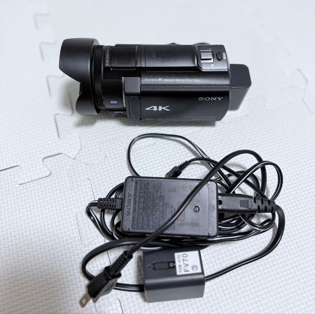ビデオカメラ　SONY FDR-AX30