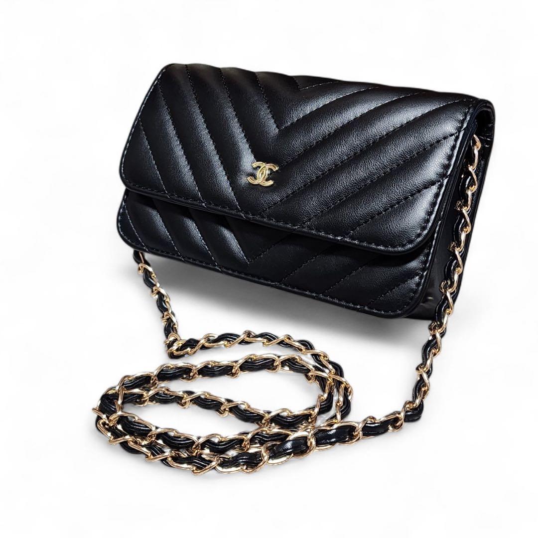 CHANEL　ミニショルダー　ショルダーバッグ　黒　ノベルティ