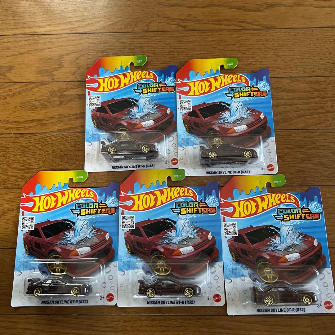 ホットウィール カラーシフターズ NISSAN SKYLINE GT-R R32