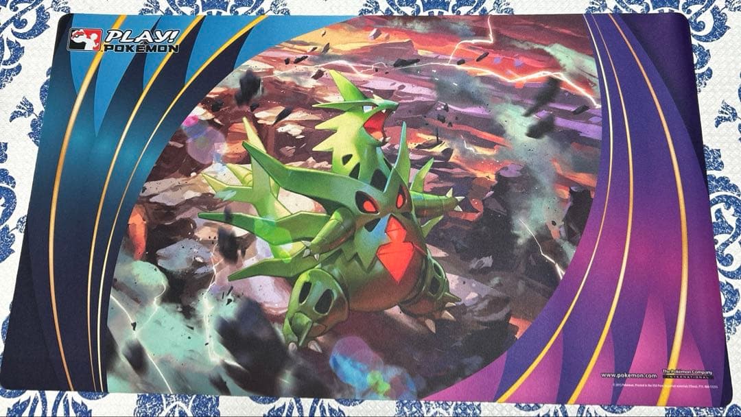 【海外限定】　メガバンギラス　プレイマット　メガ　バンギラス