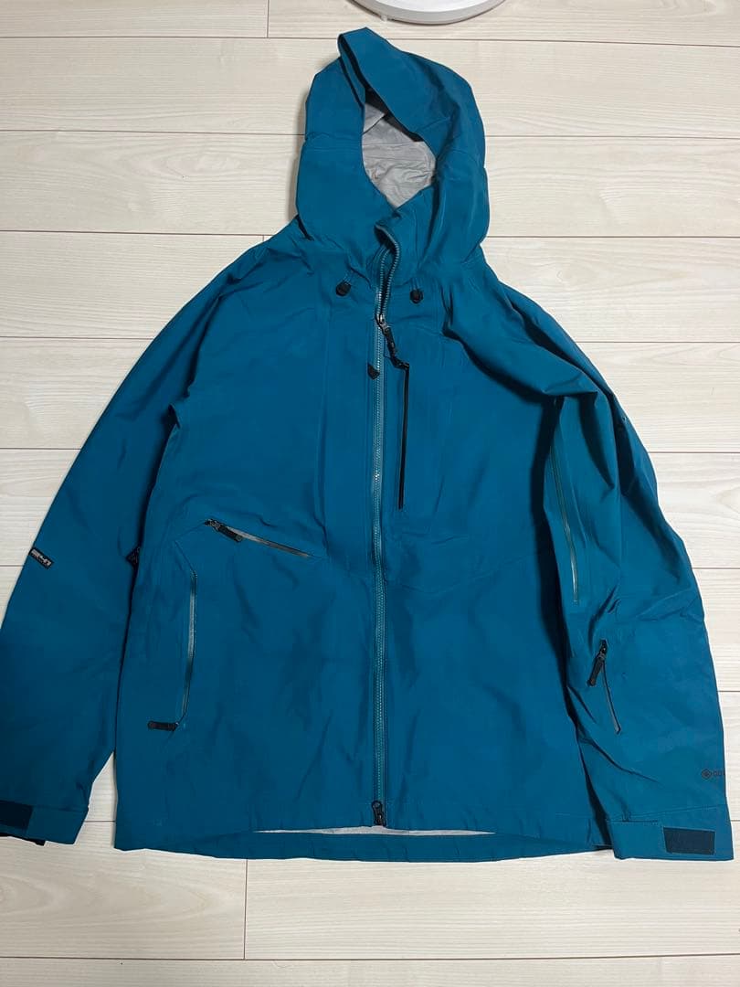 241 GORE-TEX トゥーフォーワン ゴアテックス スノーボードウェア