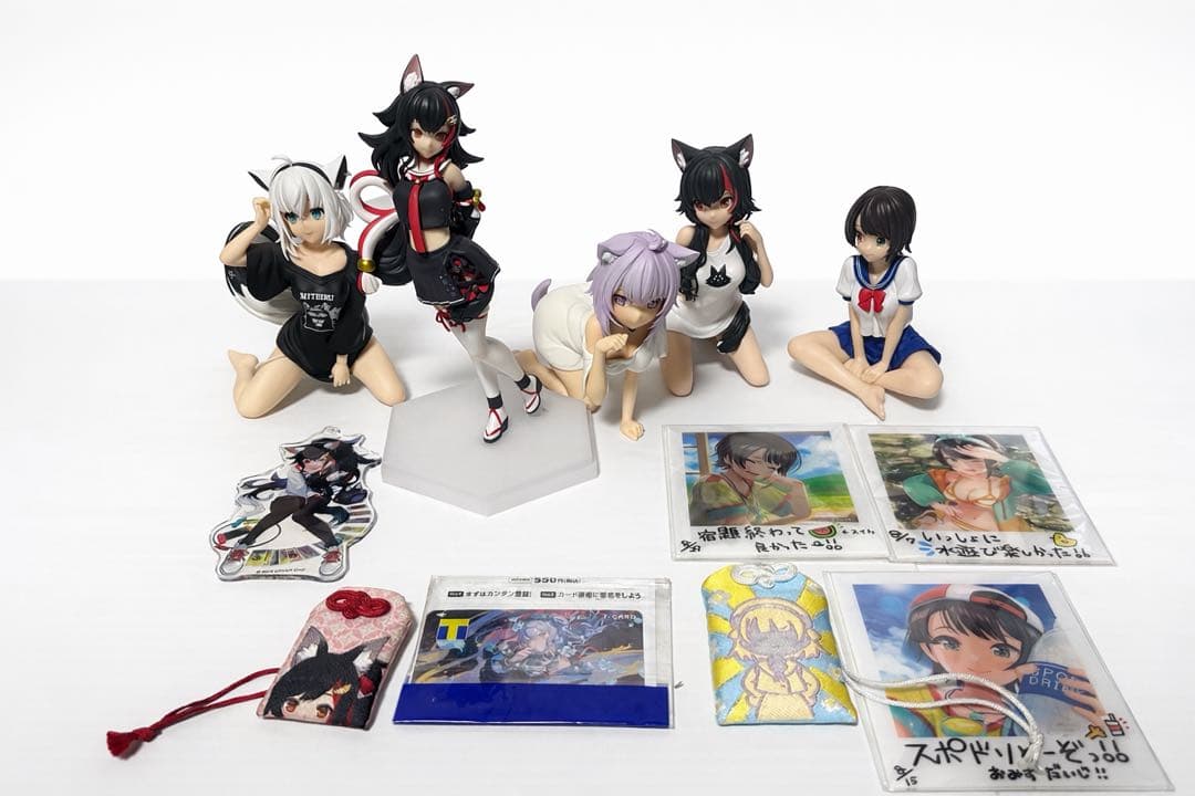 な*様 大神ミオ 白上フブキ 猫又おかゆ しぐれうい 大空スバルフィギュア グッ ホロライブ』白上フブキ＆大神ミオが「We are GAMERS!!!!」の