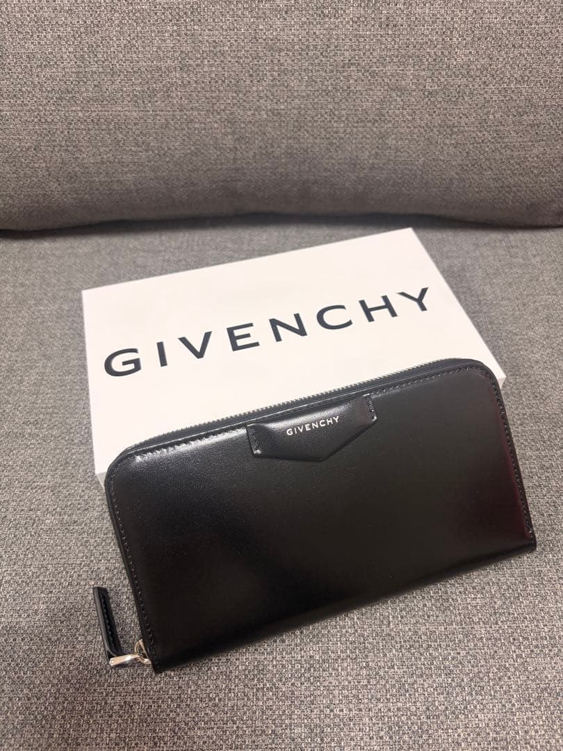 【美品】 GIVENCHY ジバンシー ラウンドファスナー 長財布　ブラック 楽天市場】【新品未使用品】【財布】GIVENCHY ジバンシィ ジバンシー