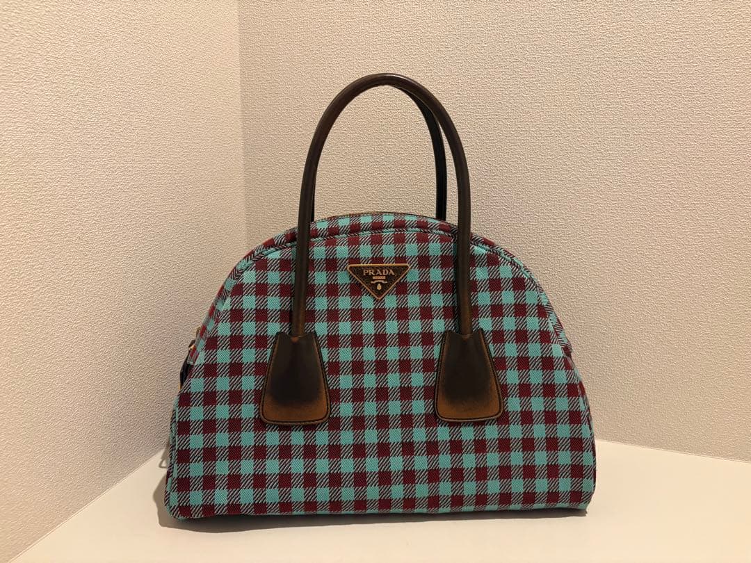 PRADA バッグ　紗栄子