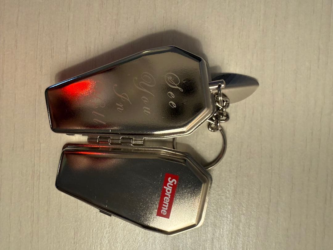 SUPREME Coffin 17AW 携帯灰皿 キーホルダー 小物入れ - メルカリ
