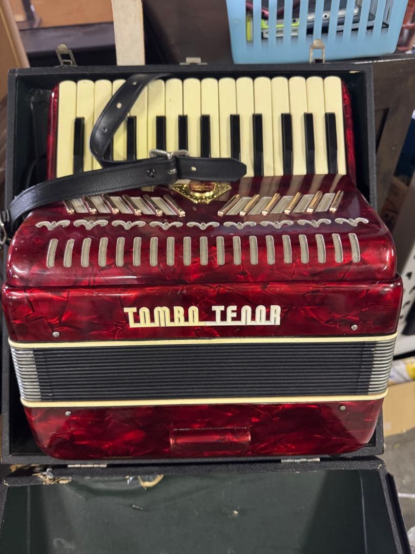 TOMBO TENOR アコーディオン 赤 27キー TOMBO|アコーディオン|【ハードオフ公式通販】オフモール|1010480000016691