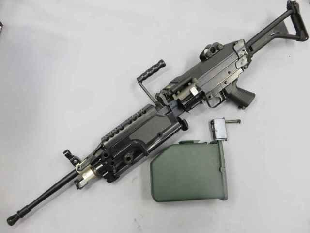 【TOP】M249 MINIMI 自衛隊Ver / R2500BOXマガジン付き