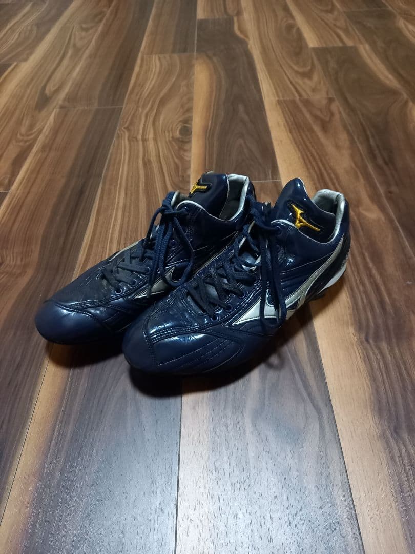 ミズノプロ　オーダースパイク　横浜DeNA　知野直人選手実使用