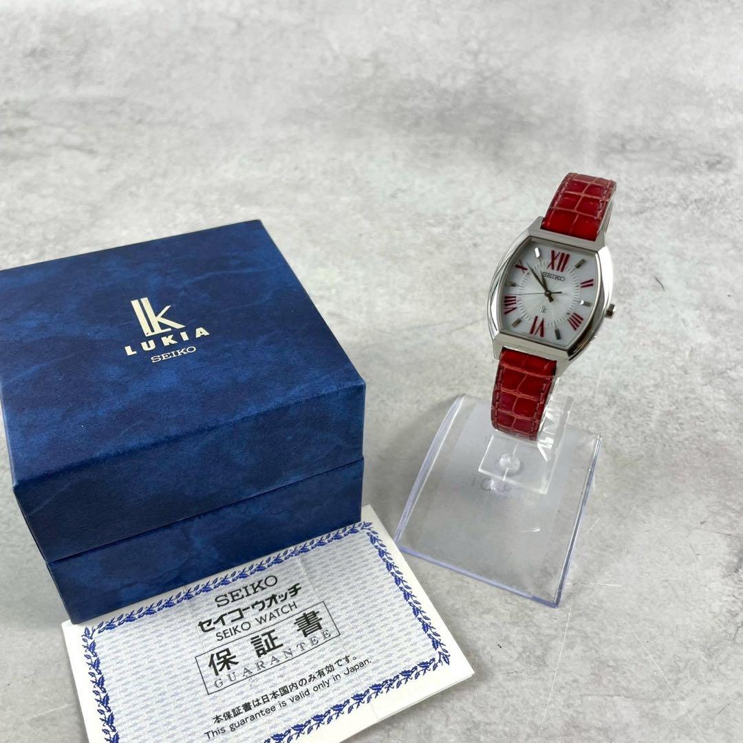 箱付き✨ SEIKO LUKIA クロコダイルレザー 時計 ソーラー 赤 レッド Seiko 5 Sports SKX Sport Style China Excl Limited Red Spiral