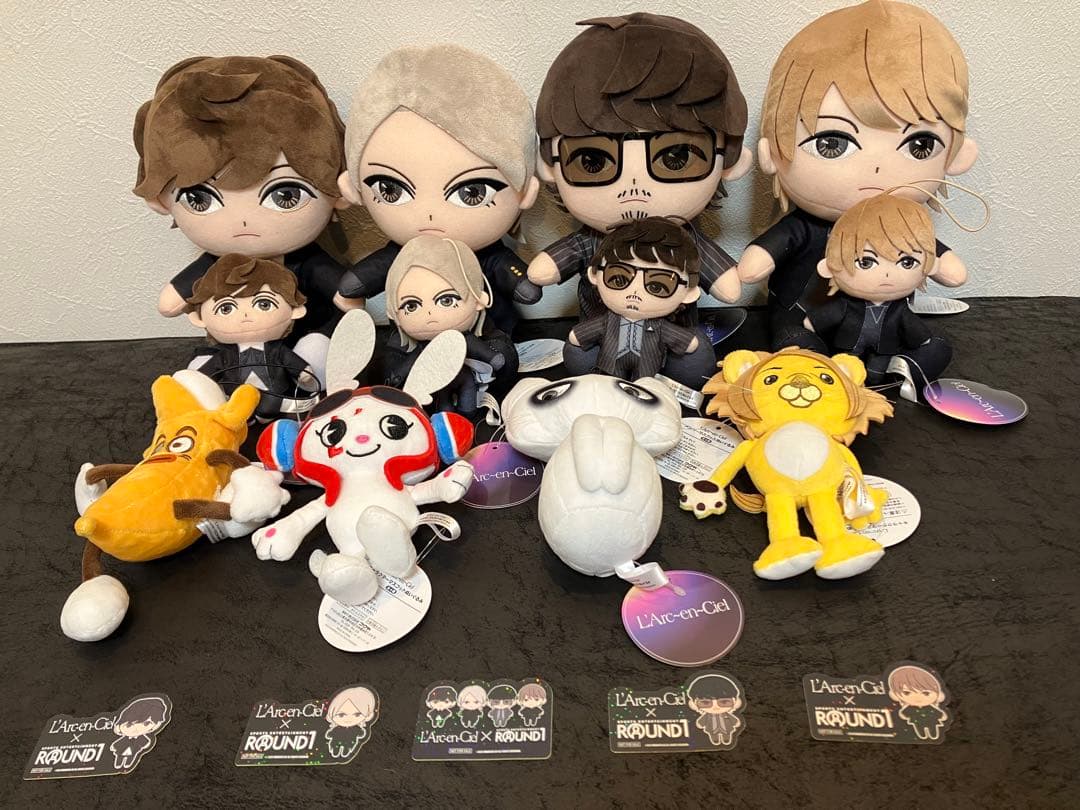 ROUND1限定　ラルク　おすわりぬいぐるみ＆マスコット＆ステッカー　フルコンプ