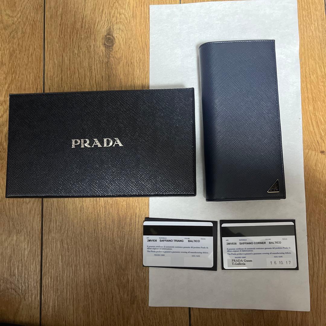 未使用　箱保証書付　PRADA 長財布　サフィアーノ　トライアングル　ネイビー PRADA（プラダ） 長財布 財布 レディース サフィアーノ トライアングル