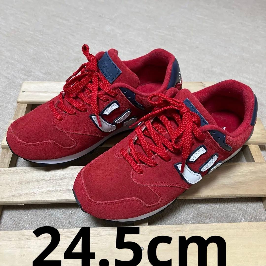 SANGACIO サンガチョ　にゅ　にゅーず　スニーカー　カーマイン