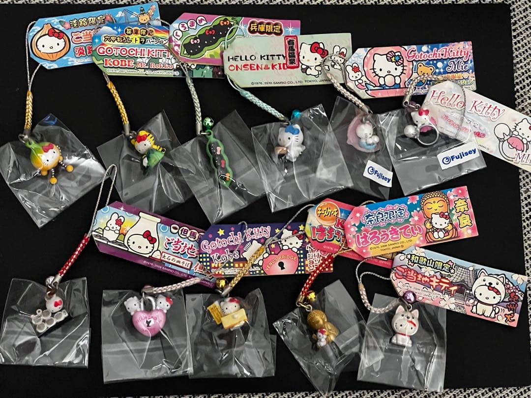 ハローキティ ご当地根付 近畿