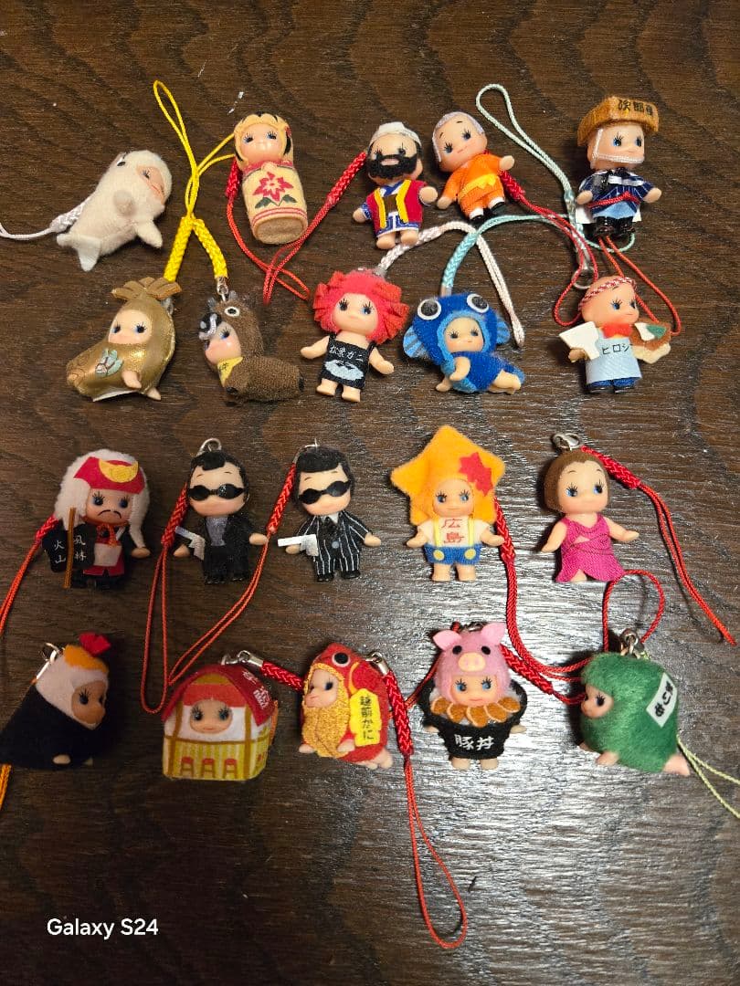 ご当地限定キューピーストラップ まとめ売り20個 - メルカリ