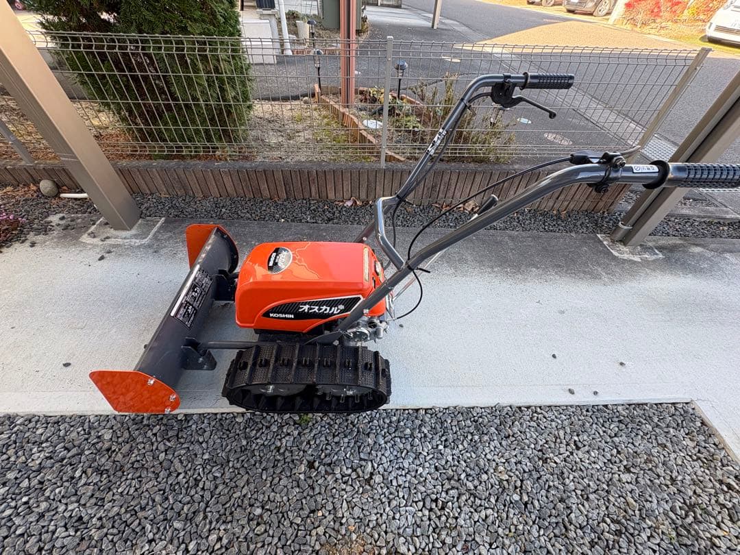 充電式除雪機 オスカルSR-350（KOSHIN）