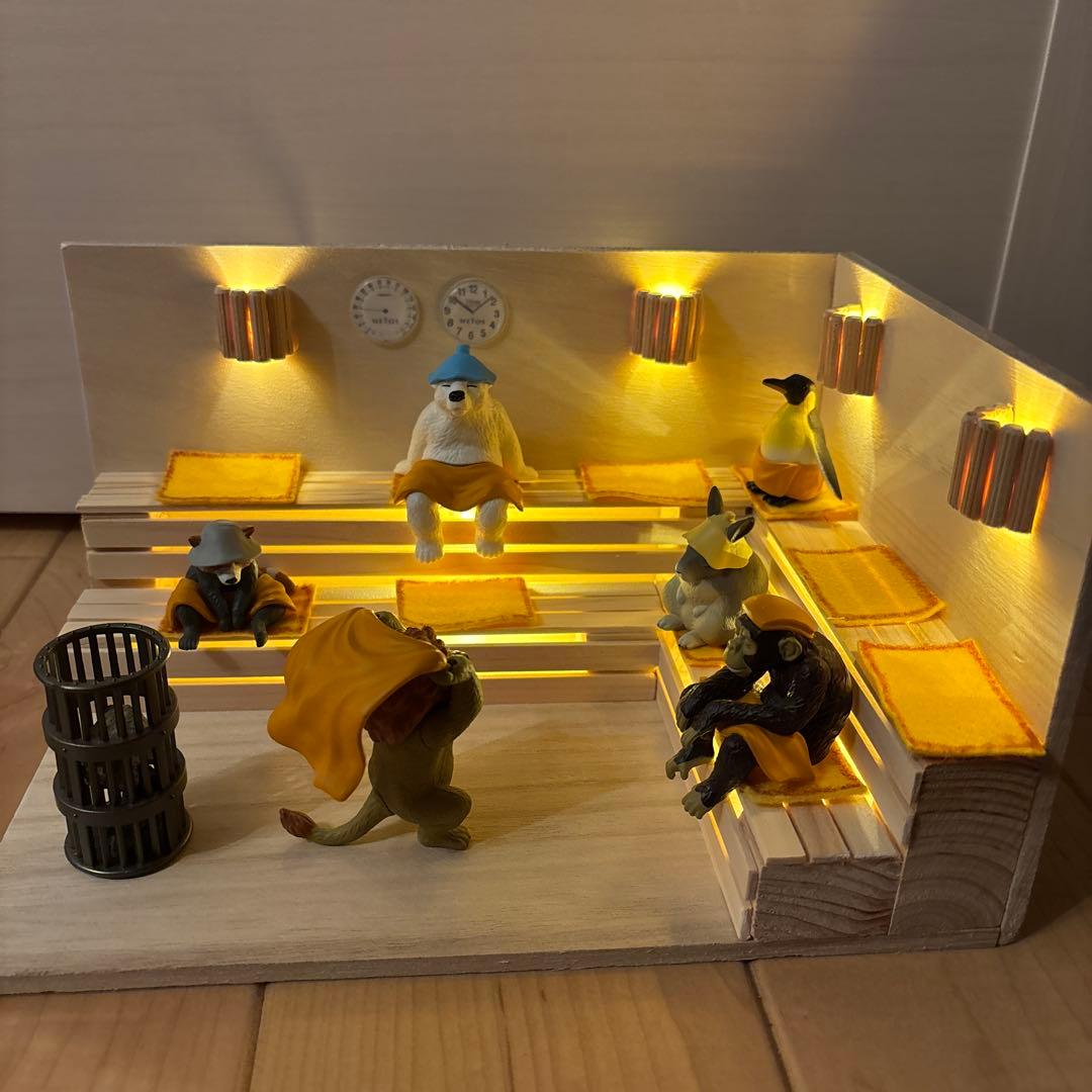 あかりも灯る 檜香る！どうぶつサウナ サウナ室 ミニチュア ジオラマ