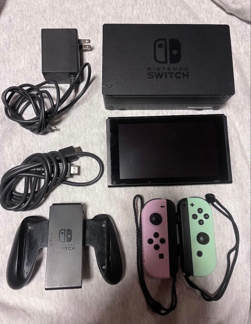 Nintendo Switch 本体 パープルグリーンJoy-Con 付属品一式 純正】Joy-Con(L)/(R)［Switch］ (L) パステルパープル/(R) パステル