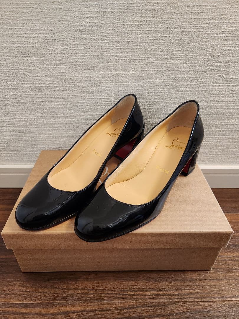 【ほぼ新品】クリスチャンルブタン Miss Sab パンプス