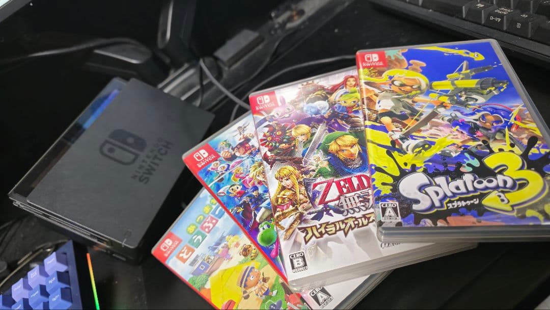 フ*リ様 大特価‼️Nintendo Switch 本体+充電器+ゲームソフト+