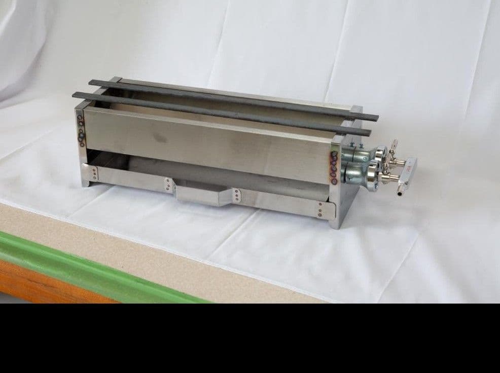 4日以内に発送 値下げ3 ☆ 焼き鳥コンロ☆串焼☆五平餅☆焼鳥焼器