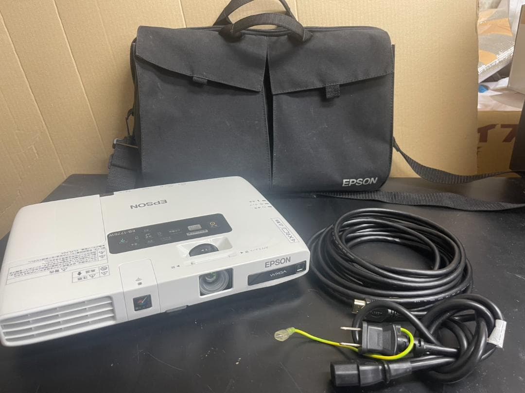 EPSON EB-1776W プロジェクター 419時間 EPSON EB-1776W プロジェクター 419時間 - メルカリ
