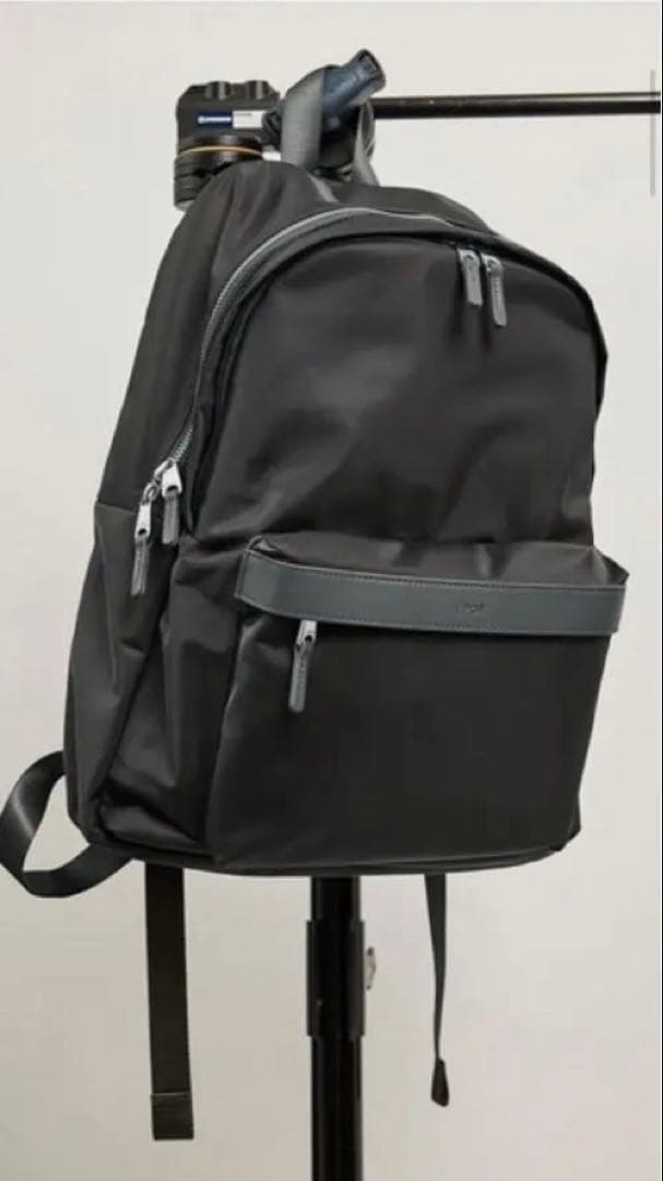 【E'POR】【A4/PC対応・撥水・軽量】Pac Sac(パックサック)グレー E'POR】【A4/PC対応・撥水・軽量】Pac Sac（パックサック） | ロペ