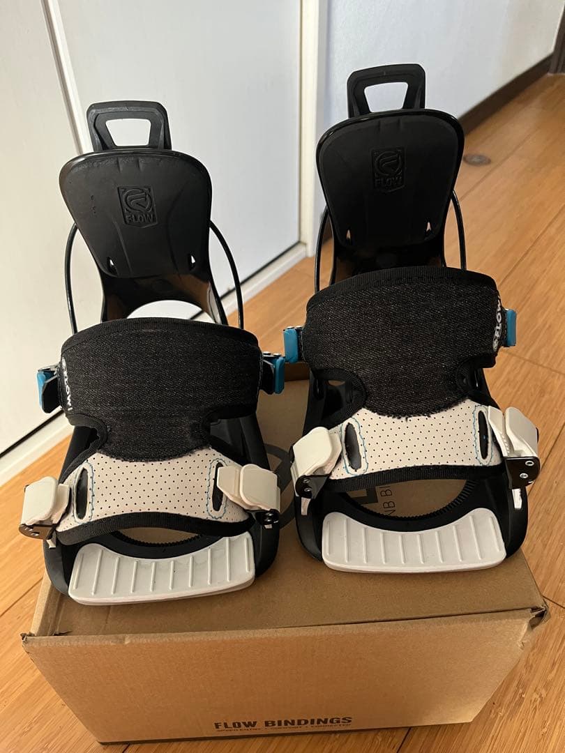 FLOW MICRON ビンディング XS ブラック/ホワイト　キッズ　フロー