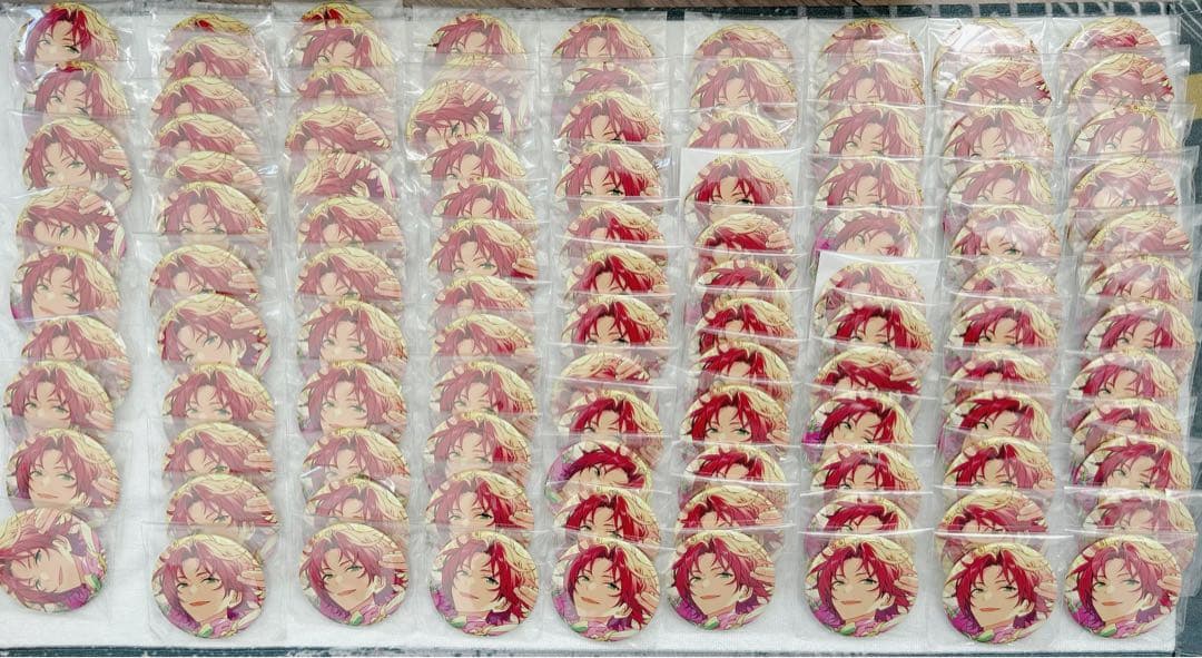 衣更真緒 2024 May idol 缶バッジ 衣更真緒 缶バッジ コレクション缶バッジ Idol コレクション缶バッジ