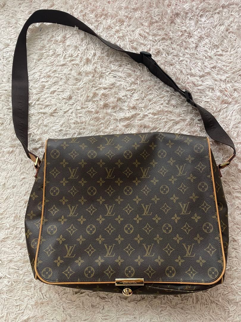 極美品‼️Louis Vuitton モノグラム メッセンジャーバッグ・アベス