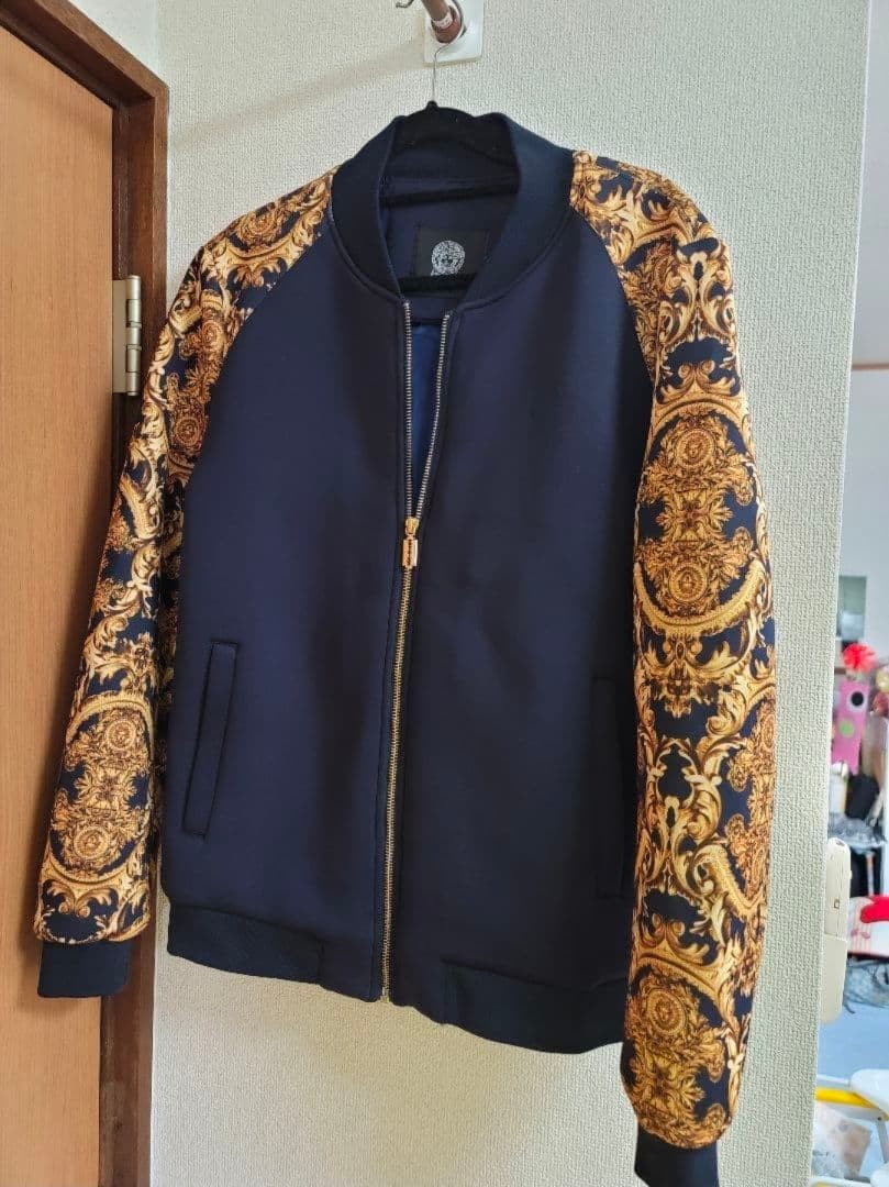 ヴェルサーチ ネイビー ゴールド 装飾 ブルゾン