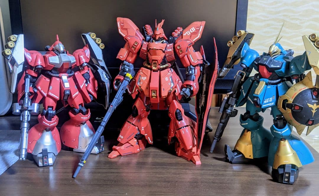 MGサザビーVer kaとREヤクトドーガ2体 - メルカリ