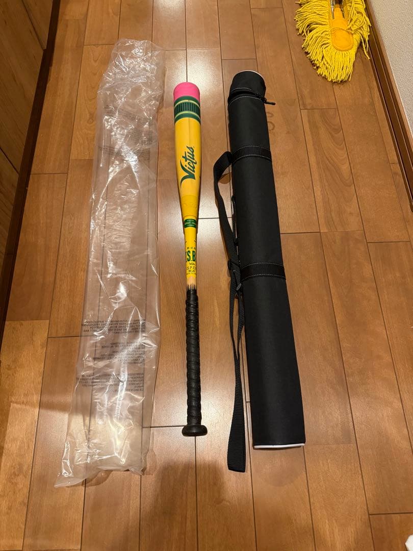 ビクタス　ペンシルバット　84cm 740g