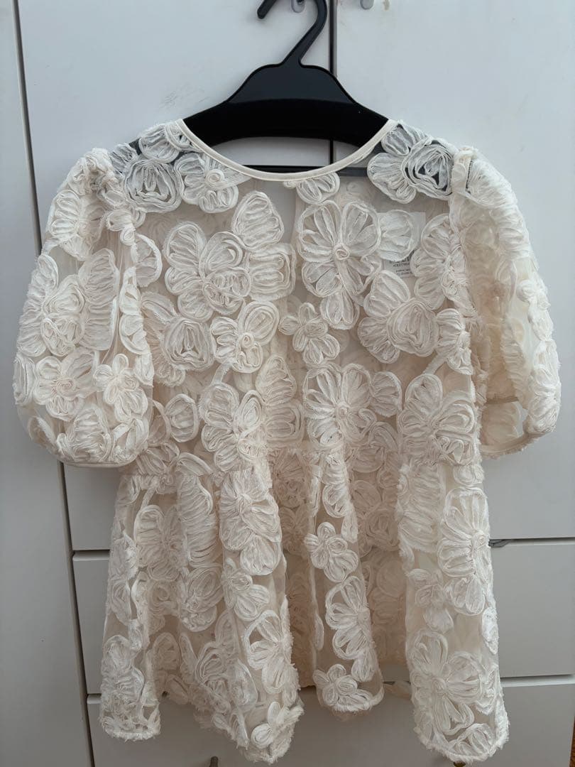 即日発送］orgue Flower embroidery blouse - メルカリ
