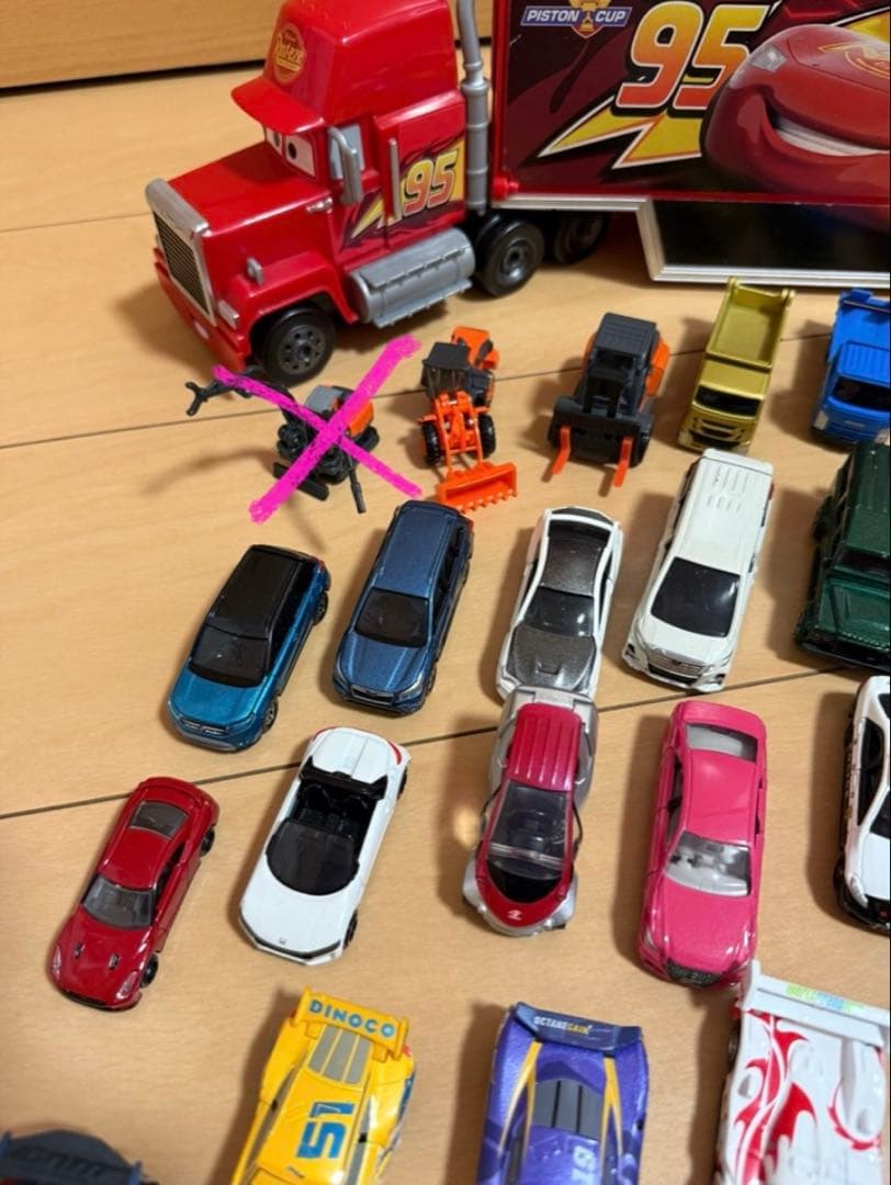 最終価格！〗まとめ売り トミカ／ホットウィール／マテル 40台 - メルカリ