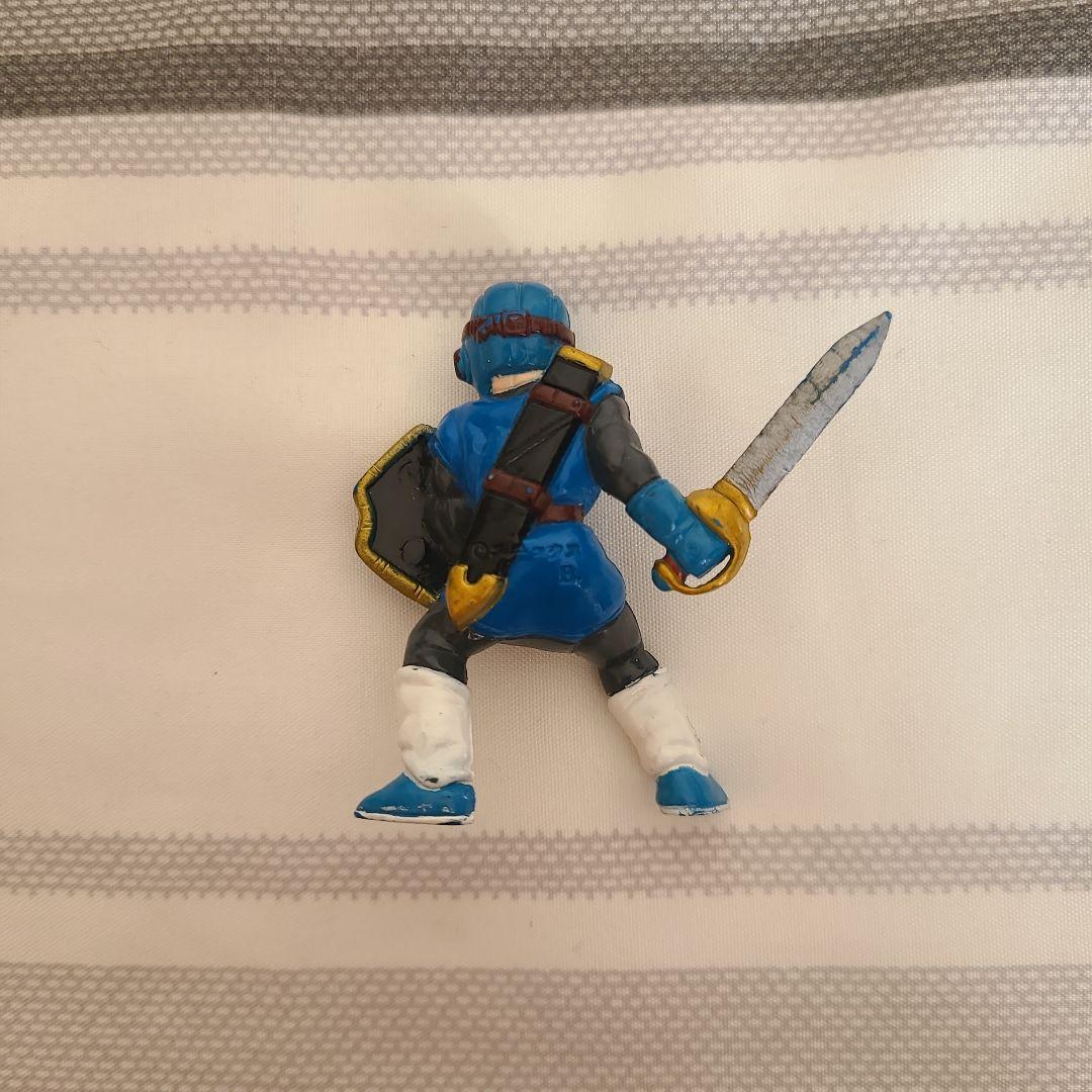 ドラゴンクエストⅡ ローレシア王子キーホルダー - メルカリ